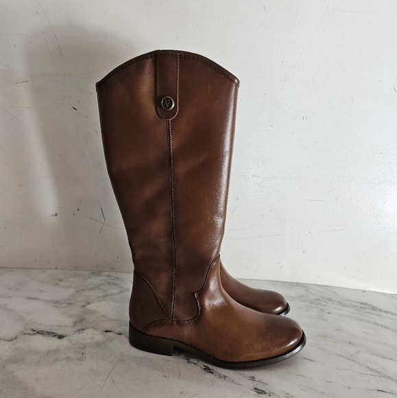 Frye Marissa Medallion Cognac Tall Leather Boots 6 New WIth Box - Picture 1 of 7